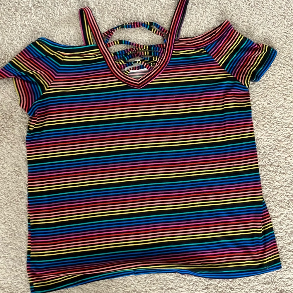 Short sleeve shirt